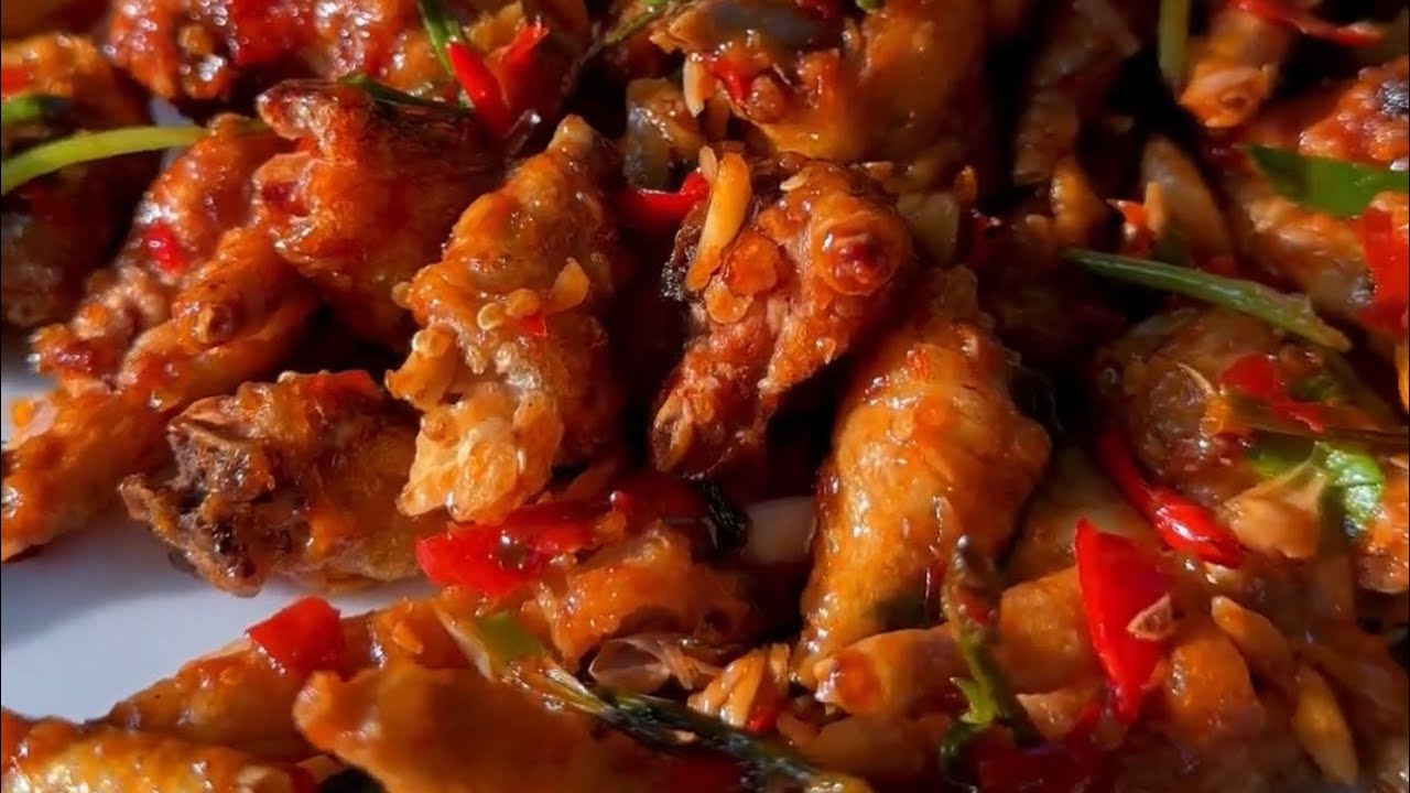 ជើងមាន់បំពង ឆាអំបិលម្ទេស