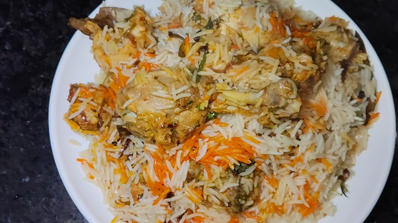 दम बिरयानी बनाए आसान और अनोखे तरीके से। special Dum Biryani  easy and delicious 😋#biryanirecipe 