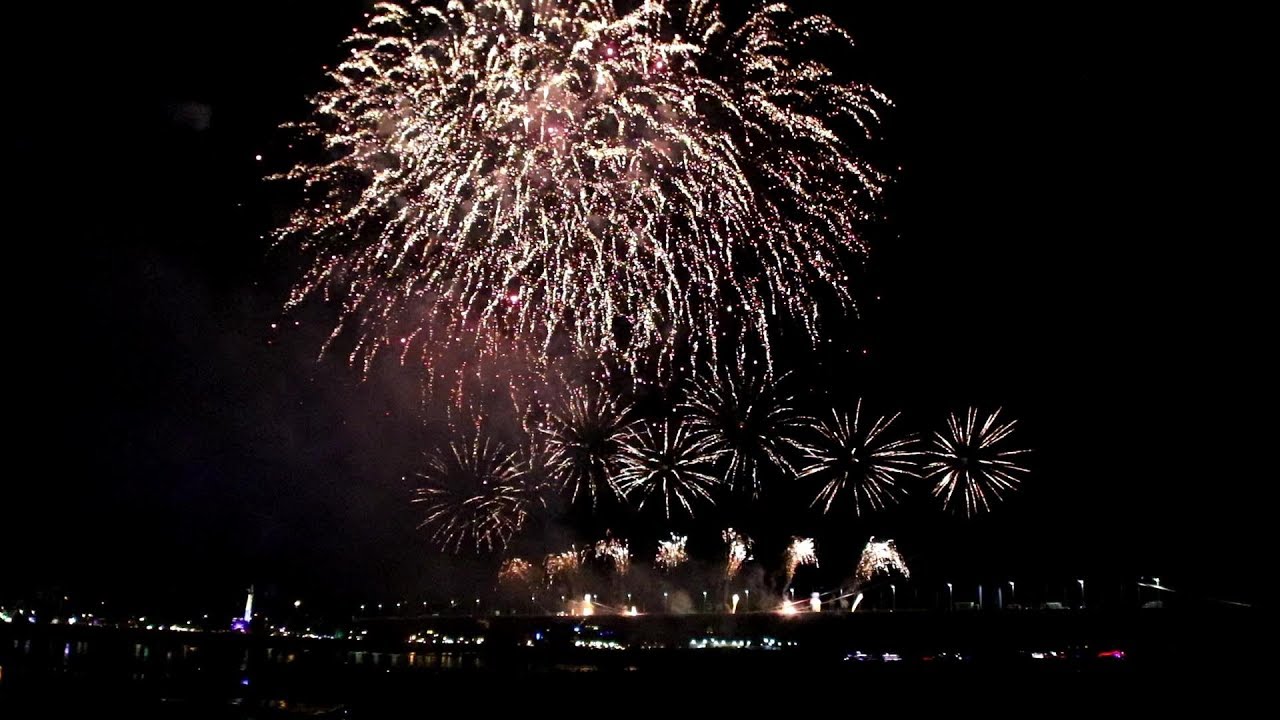26. Ruhrorter Hafenfest 2019 - Feuerwerk (Rhein in Flammen)
