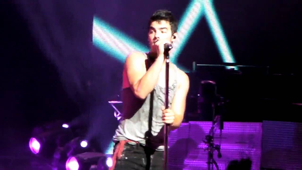 Jonas Brothers - L.A. Baby - Live In Concert Tour 2010