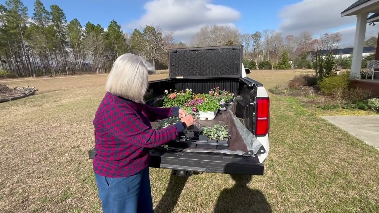 Road Trip to Rahn's Greenhouse: Shopping for Spring Plants