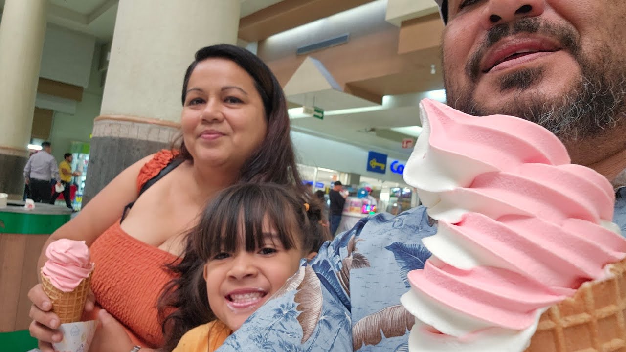 Plaza cachanilla, pizza 🍕, comida china 😋, tortas y nieve ⛄️ en mexicali bc