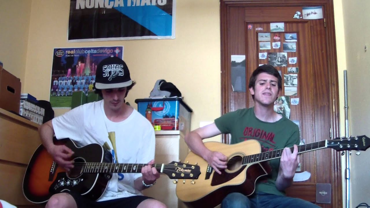Deltoya- Extremoduro ( Román y Manel acoustic cover)