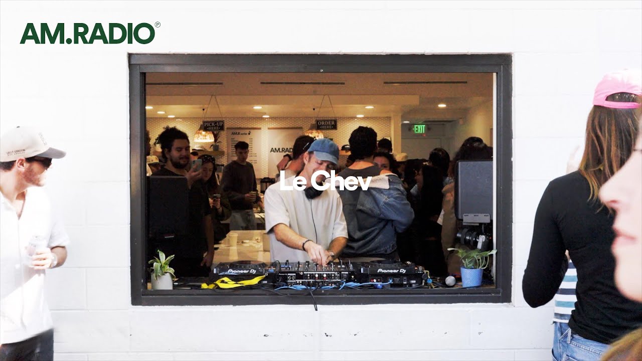 Le Chev | Fun and Vibey House Music Coffee Shop Set | AM.RADIO 003