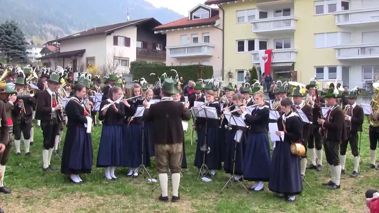 Uraufführung Pustertaler Schützenmarsch - Pfalzen