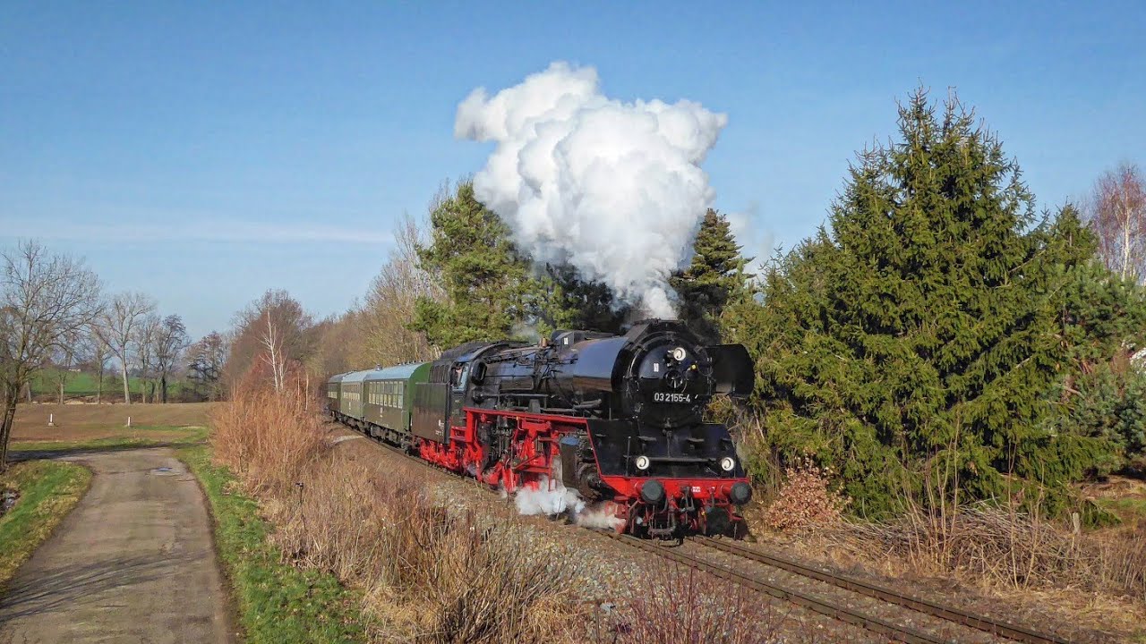 Schnellzuglok 03 2155-4 auf Probefahrt am 29.02.2024