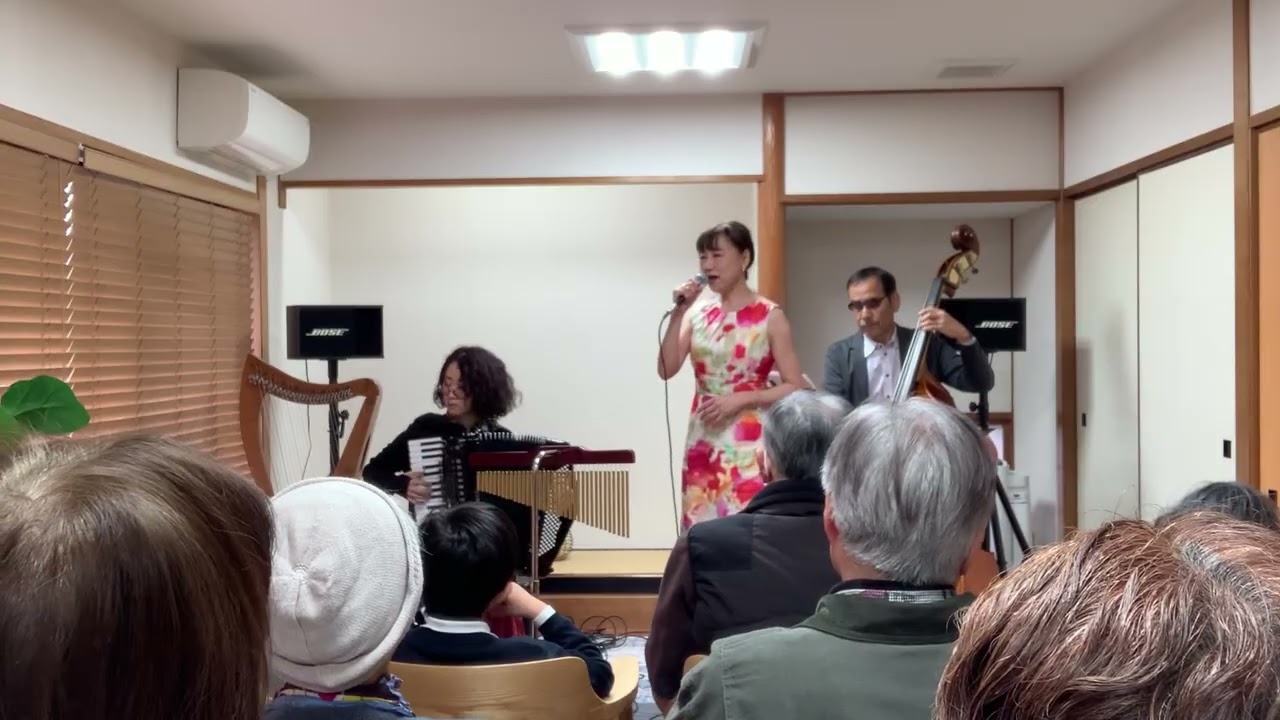 「パリの空の下」