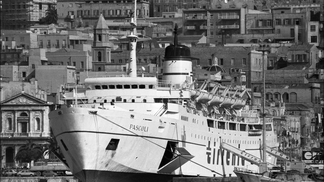 Tirrenia - Classe Poeti