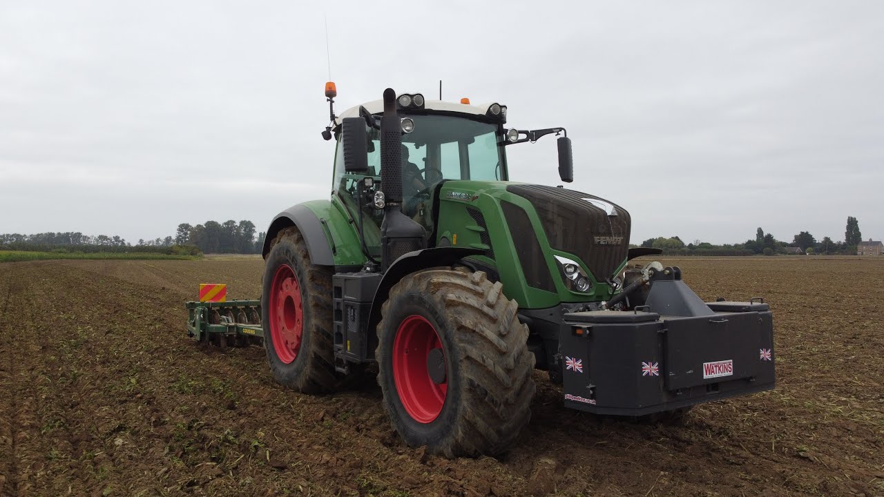 Fendt 828 and cousins v form subsoiling