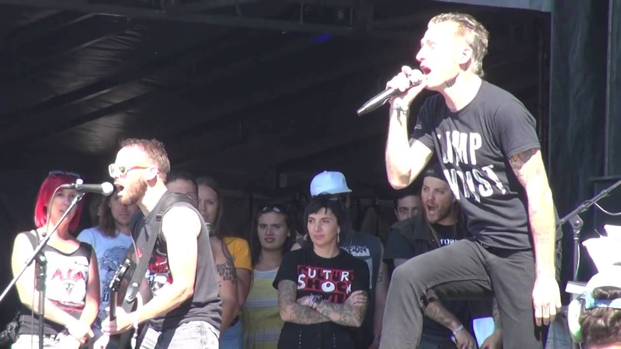 Leftover Crack - Full Show At Riot Fest Chicago 9-18-16