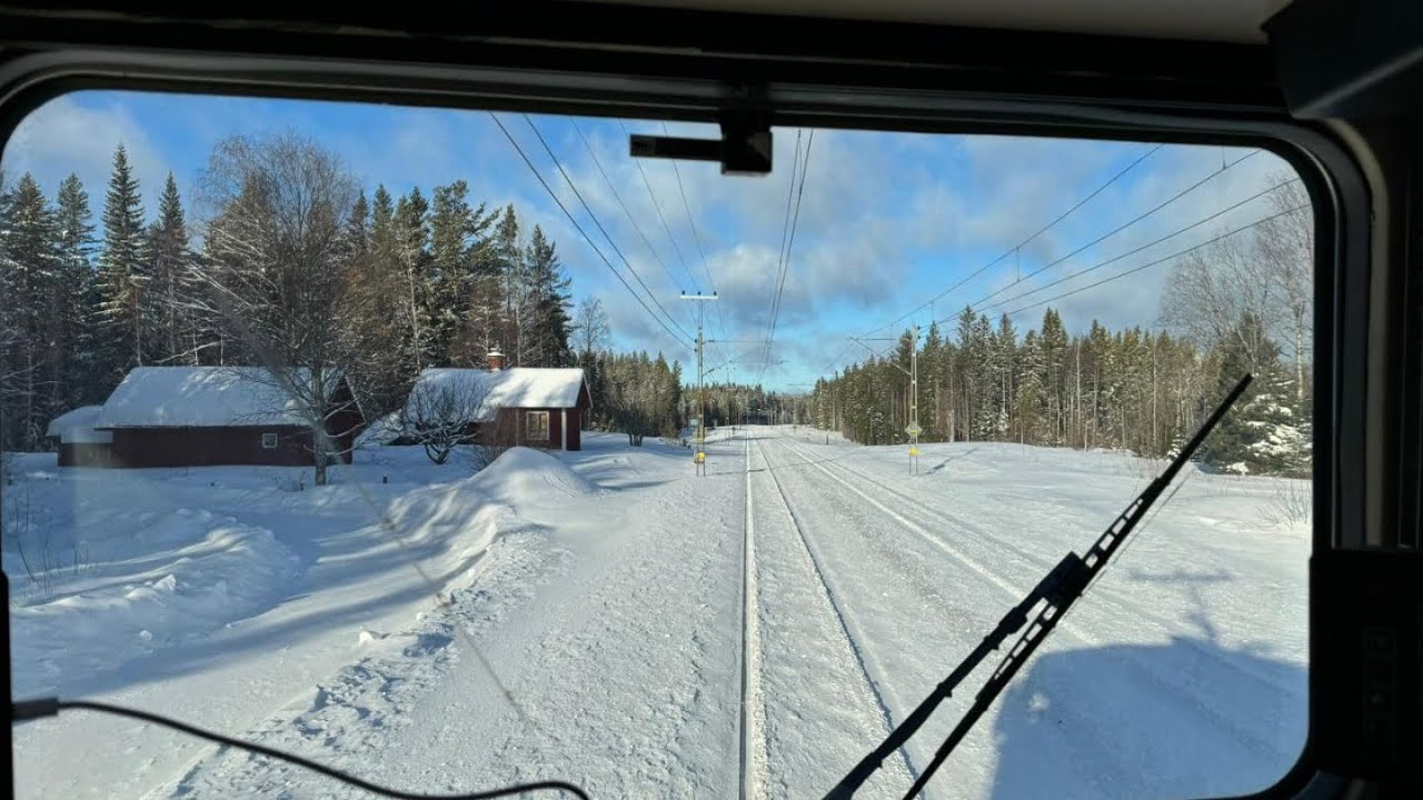 SWEDISH WINTER EXPRESS - 4K Train Driver's View (Stockholm to Gothenburg)