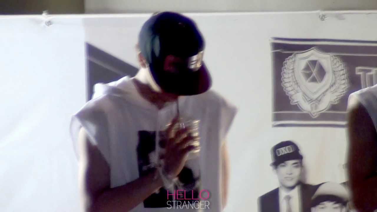 130614 김포공항 팬싸인회 - KAI DON`T CRY BABY T_T