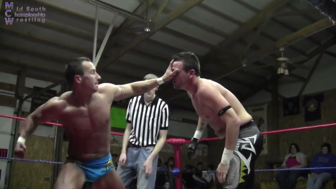 Dell Tucker with Sexy Sam Dollar vs Chris Lexxus