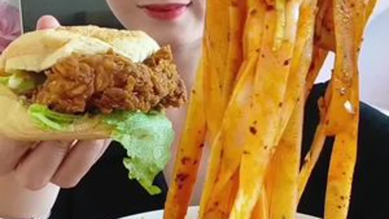 #美食 #太好吃了 #凉皮  魏家凉皮真的是吃不够