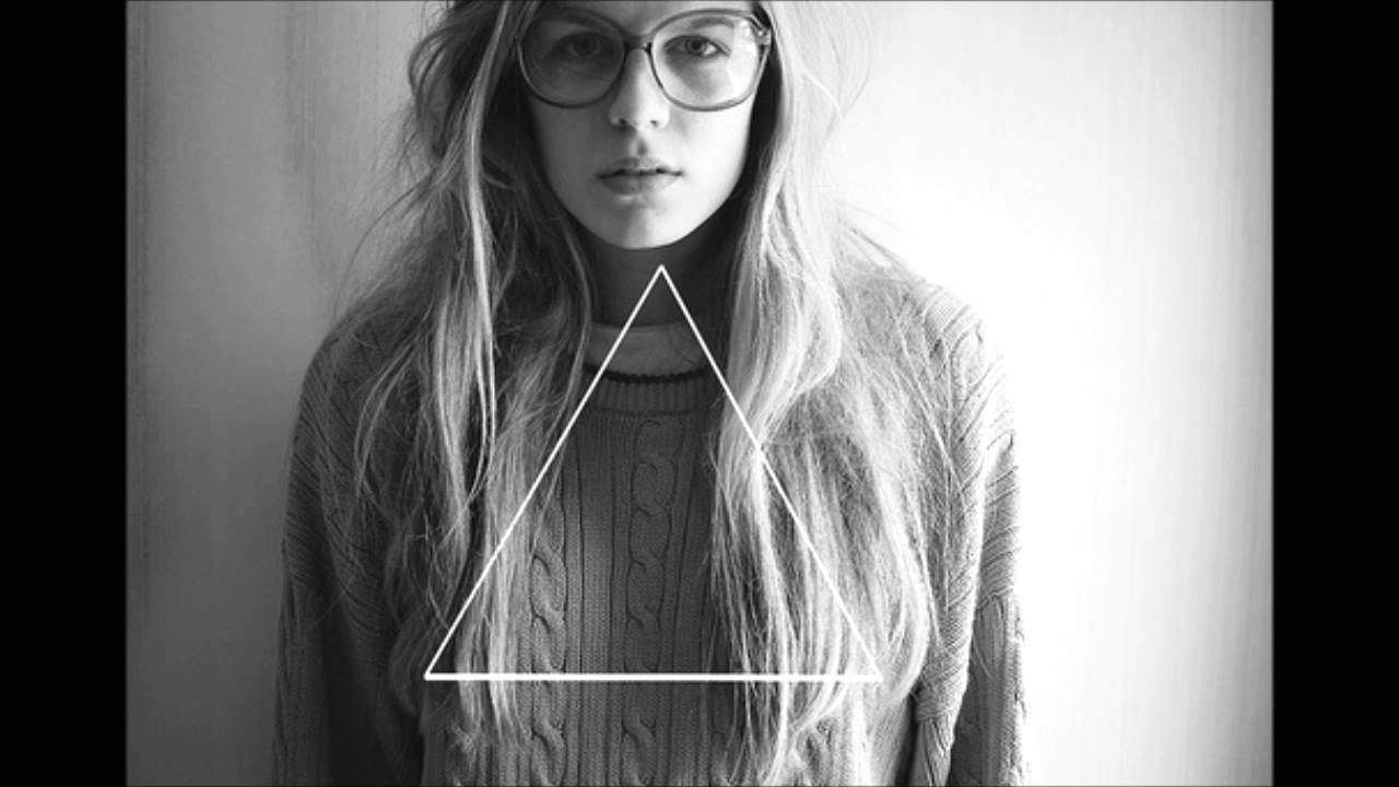 Plastic Swans - Victoria