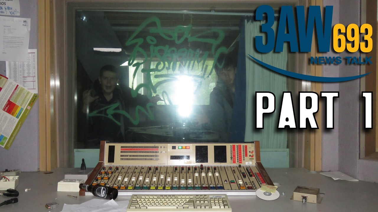 Заброшенная: радиостанция 3AW | Часть 1 | ВСТРЕЧА С БЕЗДОМНЫМ!