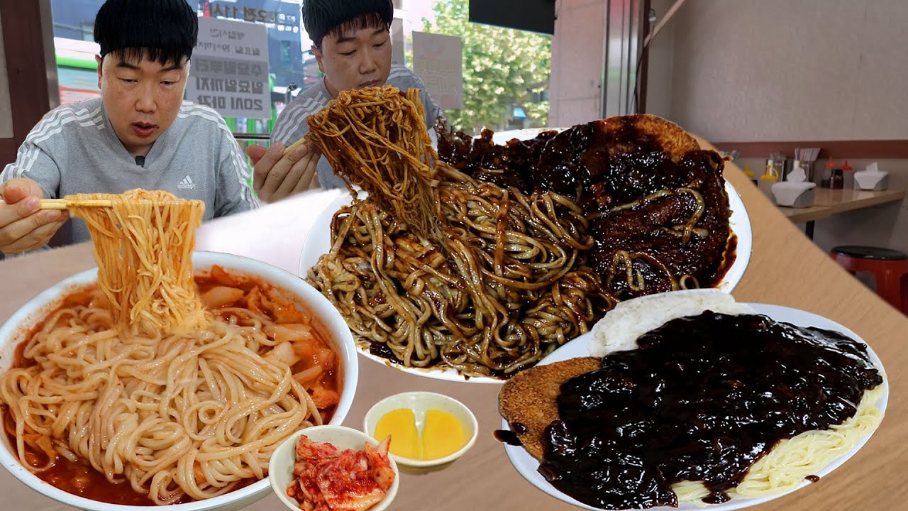 짜장면+돈까스+밥 4천원.. 너무 싸니깐 곱빼기 또묵고 짬뽕곱빼기에 밥말기..