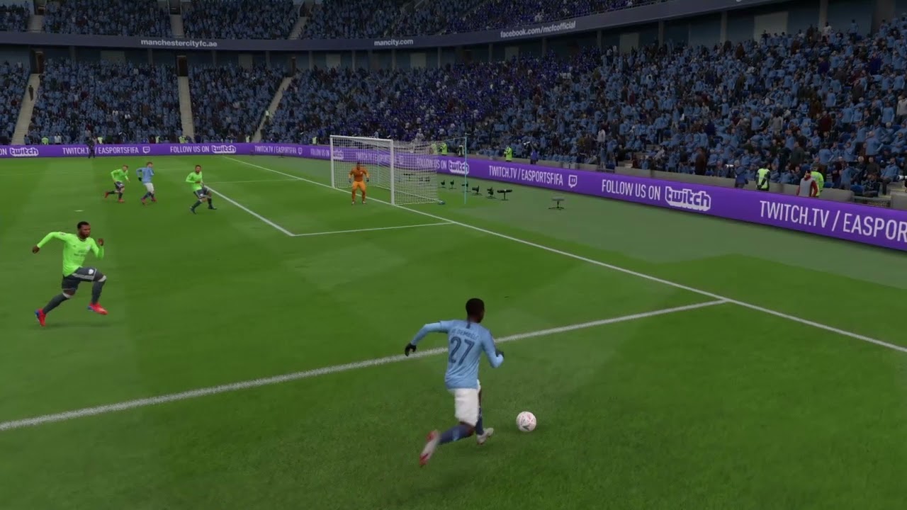 Smoothest first touch and finish you will ever see.. | FIFA 19