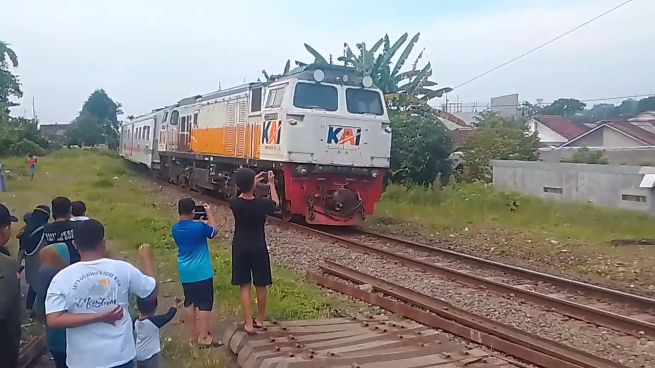 Ka pandalungan + bekas stiker Natal 2026