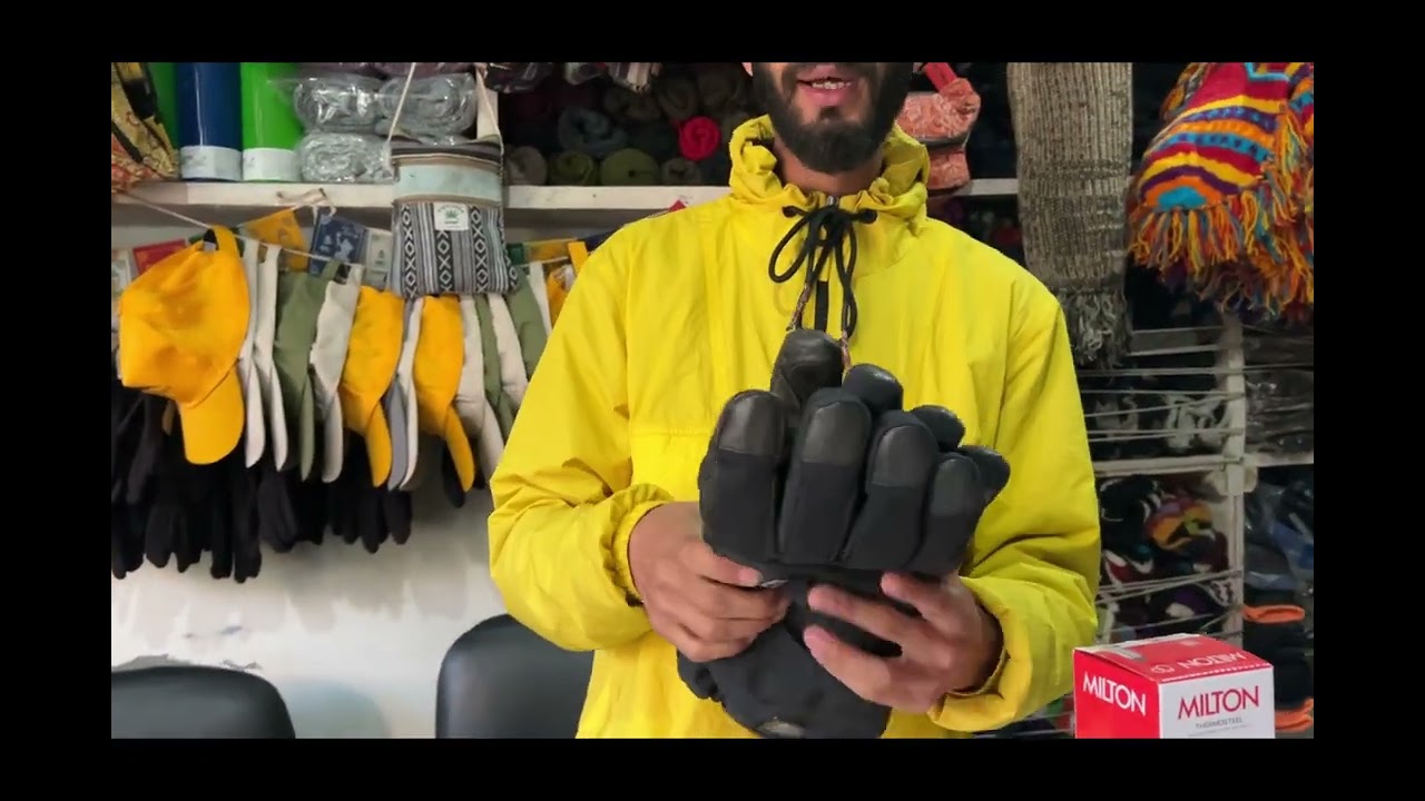 Beat the with the right equipment  SANKRI HIKING 🥾 GEAR #sankri  #rentals #equpments  #shop #trek 