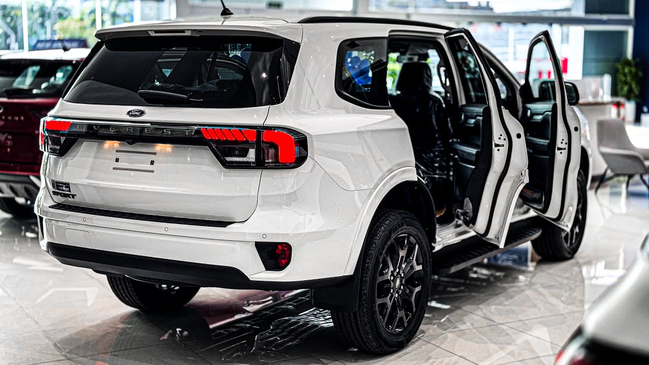 New 2025 FORD Everest Titanium 4x4 7Seats Luxury SUV | Interior and Exterior
