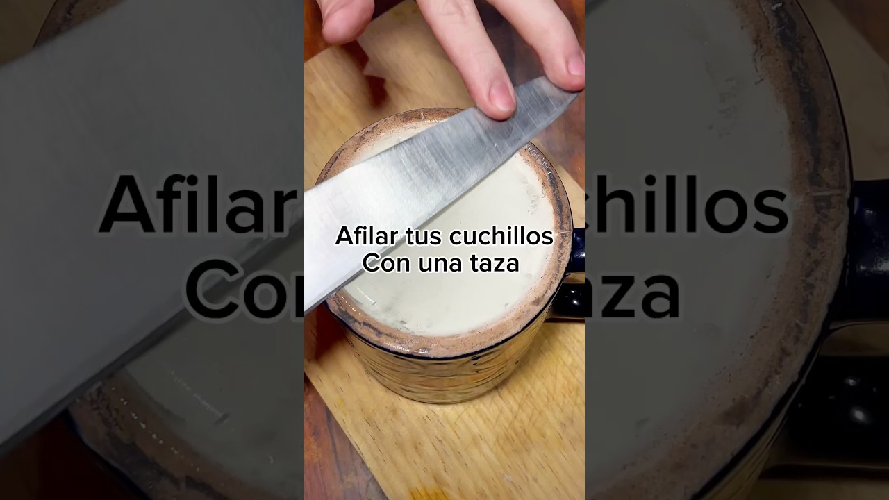 C&oacute;mo afilar tus cuchillos con una taza de caf&eacute;. #frostyfoodmx #afilatuscuchillo#afilar #cuchillo