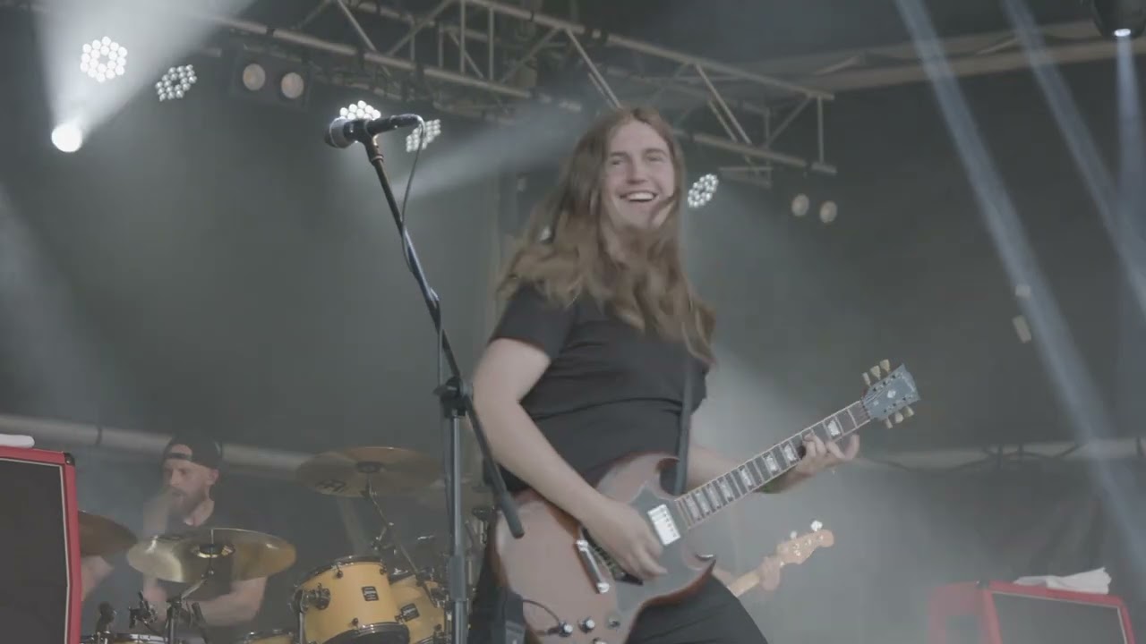 Massive Wagons Live at Stonedead 2021.