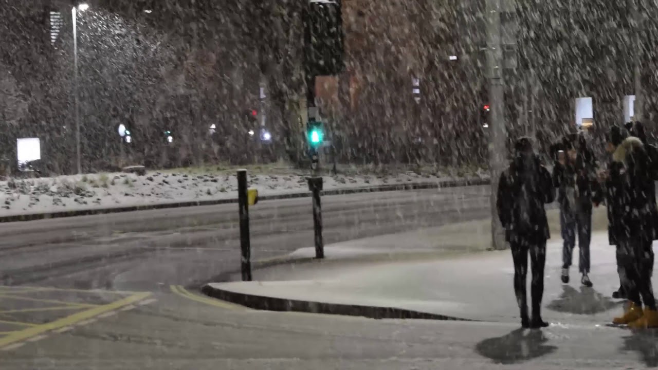 HEAVY snowfall in Bristol UK.