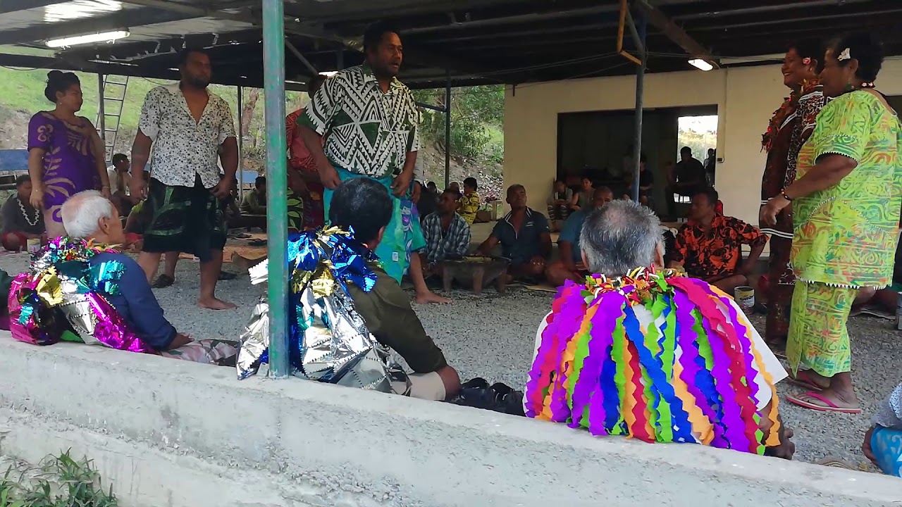 Tauasu à bourail avec les fale tauasu de galutaufua et maugauta