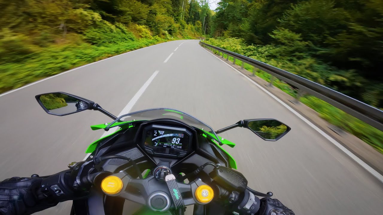 Kawasaki ZX4-RR 2024 48hp A2 | Black Forest