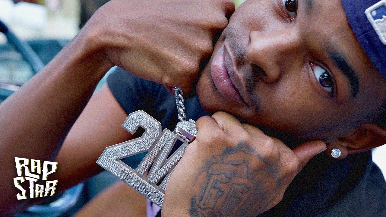 YungBank - ''Right Now'' (Official Music Video)