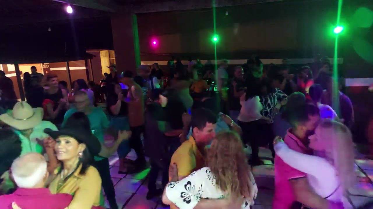 FORRÓ ANDRÉ RIBEIRO  EM  SÃO JOÃO DA BARRA CLUBE TROPICAL  GRAVADO EM 12/10/24 VIDEO 2