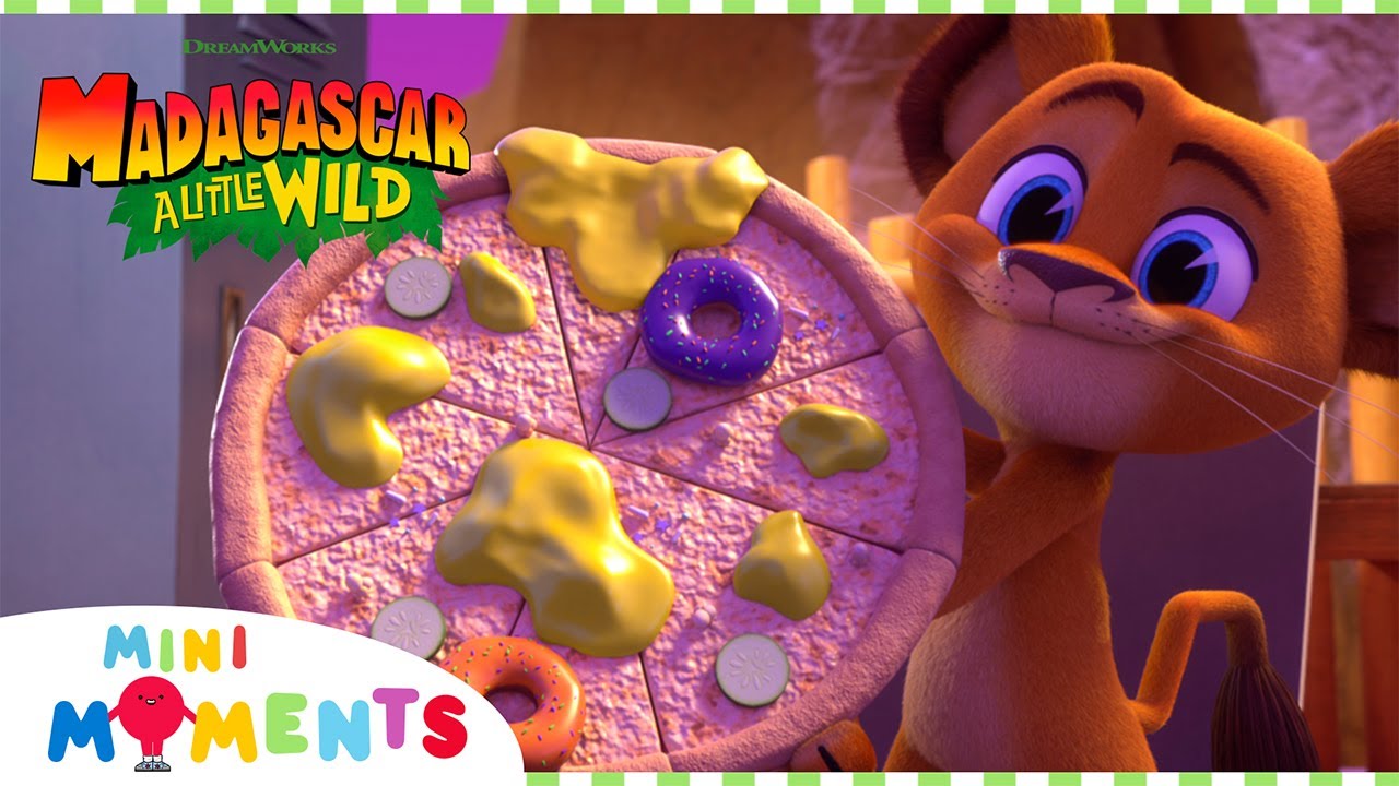 Alex Is A Chef?! 🍕🦁✨ | Madagascar A Little Wild | Full Episode | Mini Moments