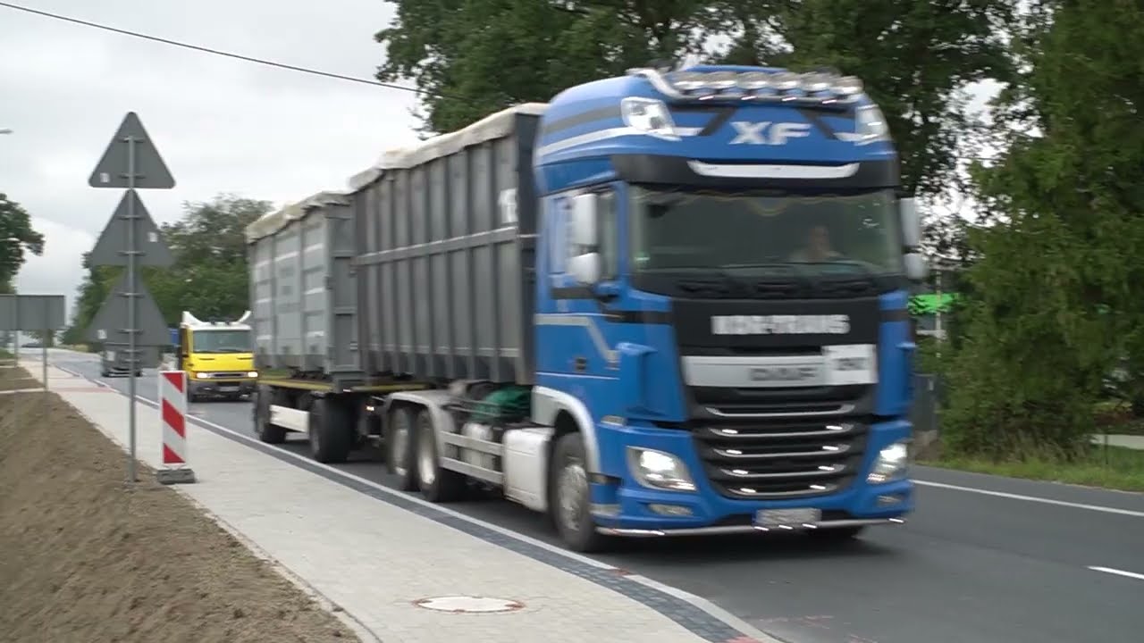 Podzamcze jest... ale go nie ma.