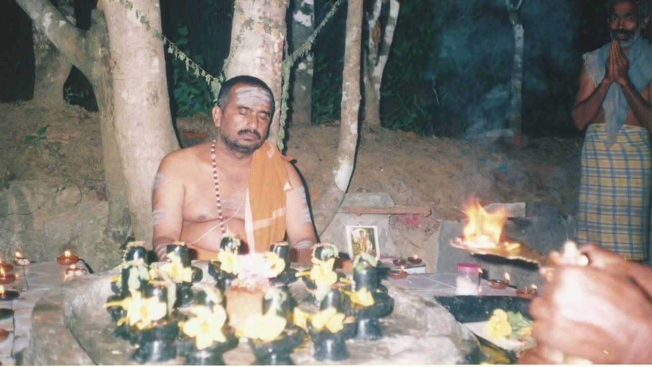 GURU MAHIMA
