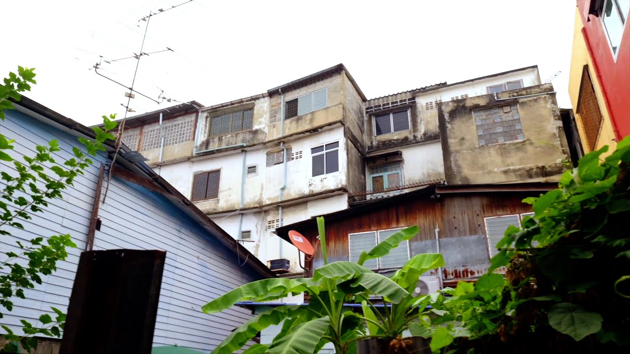 I moved to a $1 Room in Bangkok,Thailand