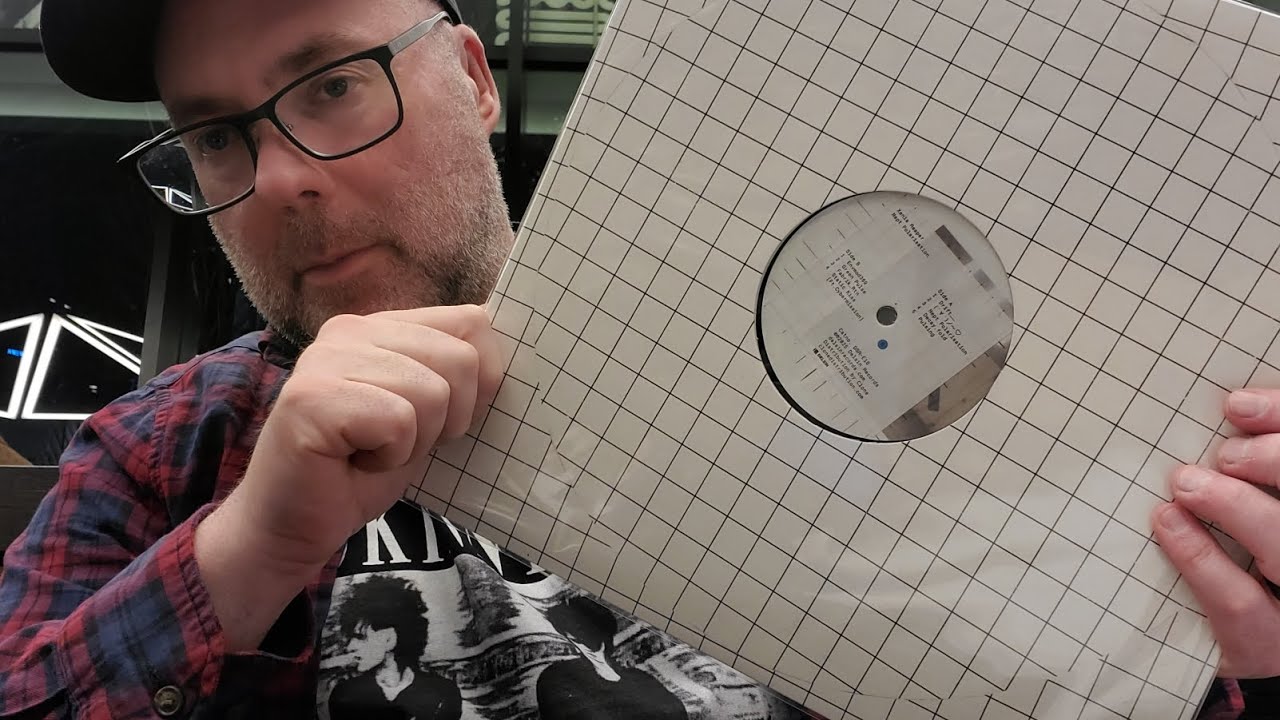 Osaka Japan! Record and Tape Finds 2025 - Punk Metal Techno