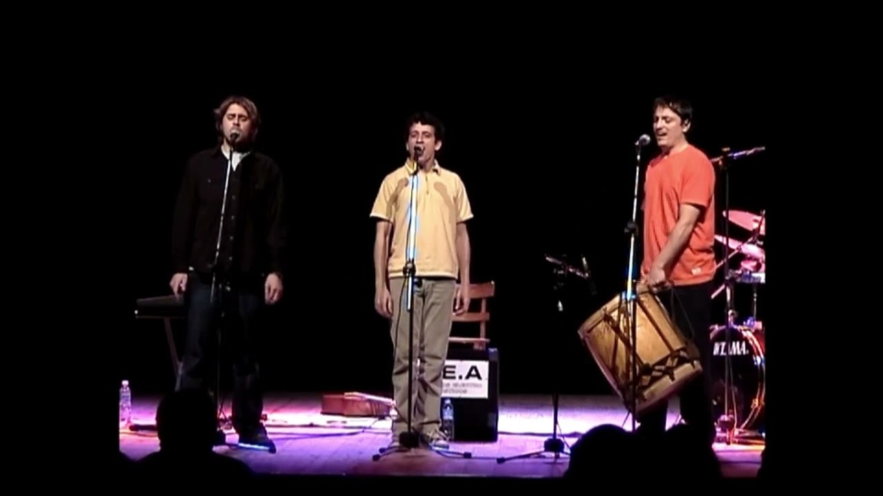 ACA SECA TRIO . Canto en la rama - Quien te ha dicho - Domingo i' chaya (Anónimos Populares)