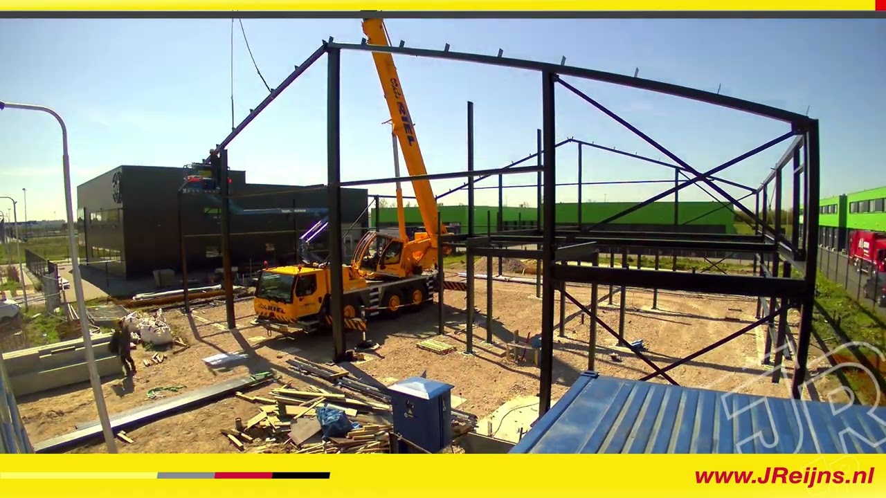 Montage staalconstructie - Freerunhal Tilburg