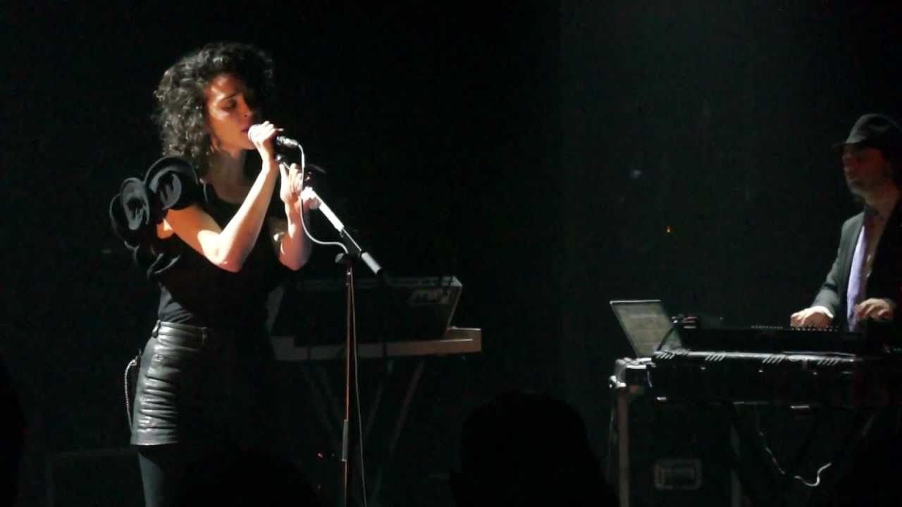 St. Vincent - The Party / Live @ Botanique Brussels 28/02/12