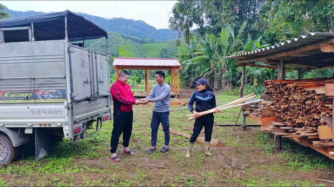 CUONG & LAN bought more building materials for their new house together on a cold winter afternoon