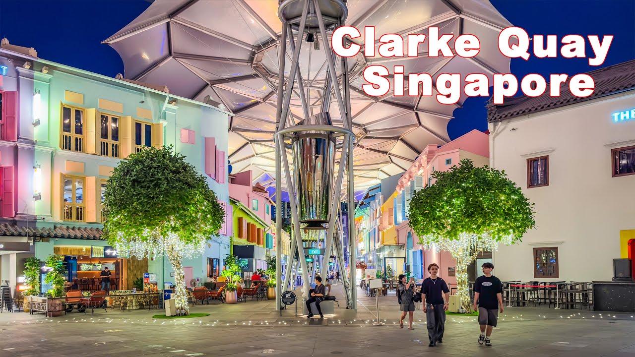 Clarke Quay by night | Singapore