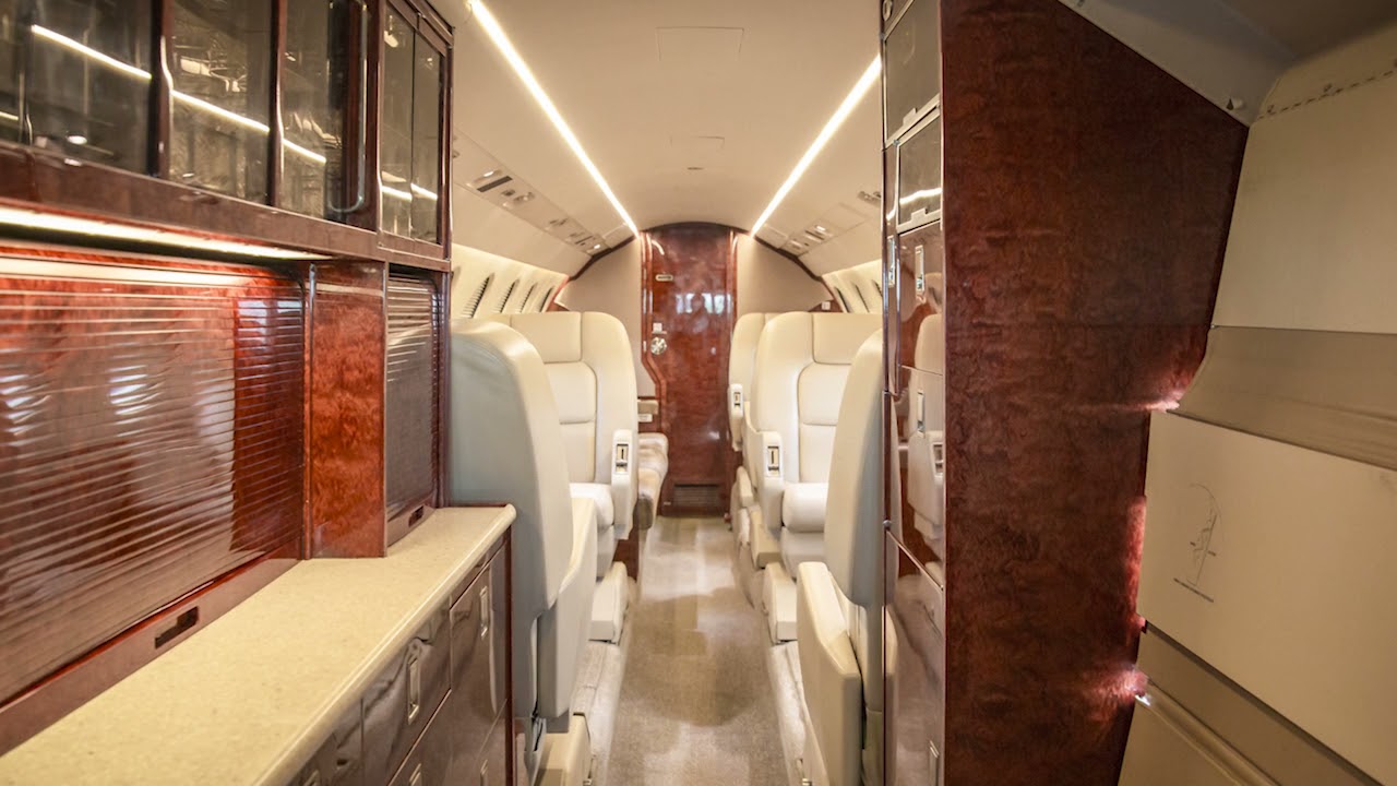 ACASS Falcon 50EX Charter