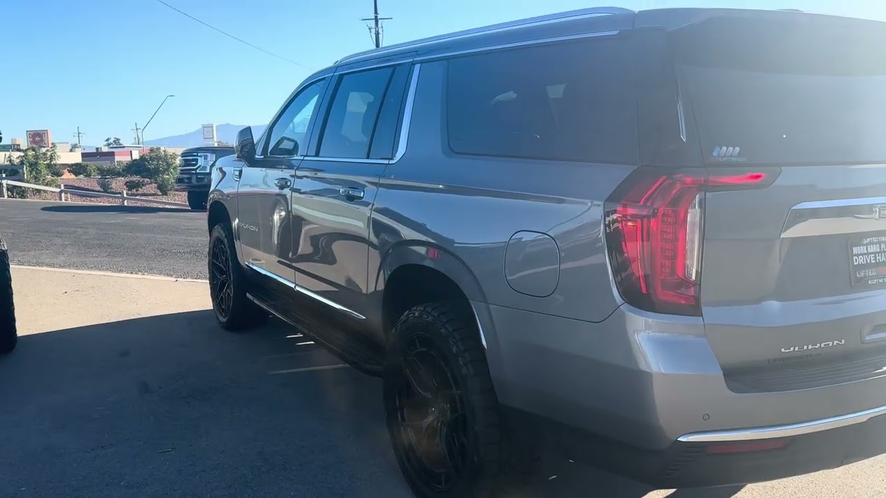 2022 GMC Yukon XL SLT T31883