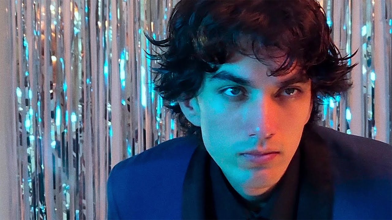 Akera Sky - Before You Left Me (Official Music Video)