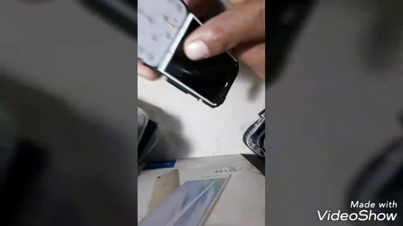 Nokia 100 display light solution