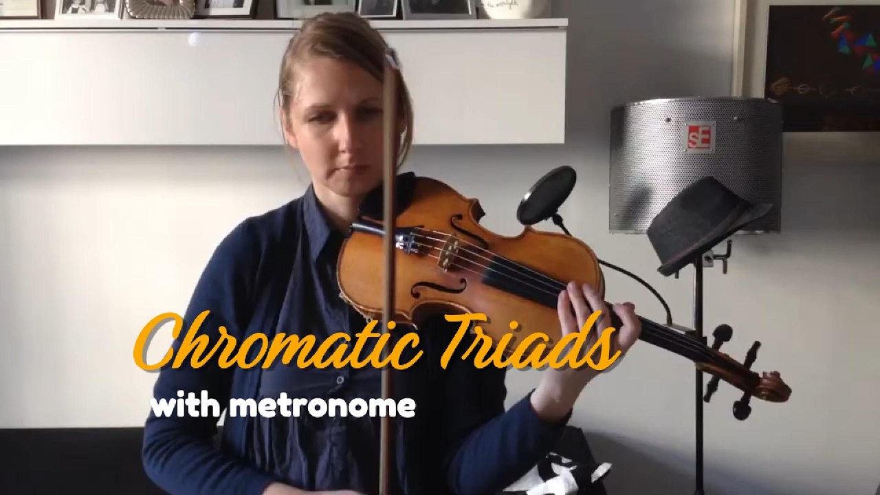 Chromatic triads with metronome