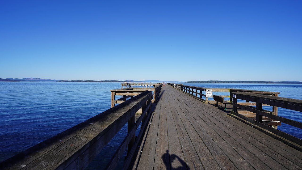 Sidney, British Columbia - Walking Tour in 4K (UHD)