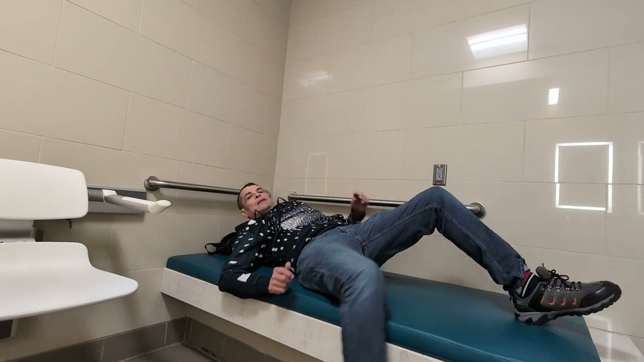 ultimate hack to sleep at an airport for free