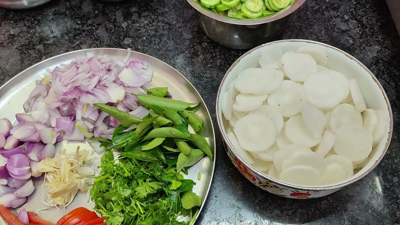 Veg Lunch Gowri Samayalarai Mullangi Sambar Kovaikai Fry